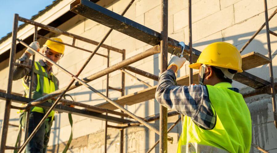 Professional fairlawn roofing services in Brighton, IA